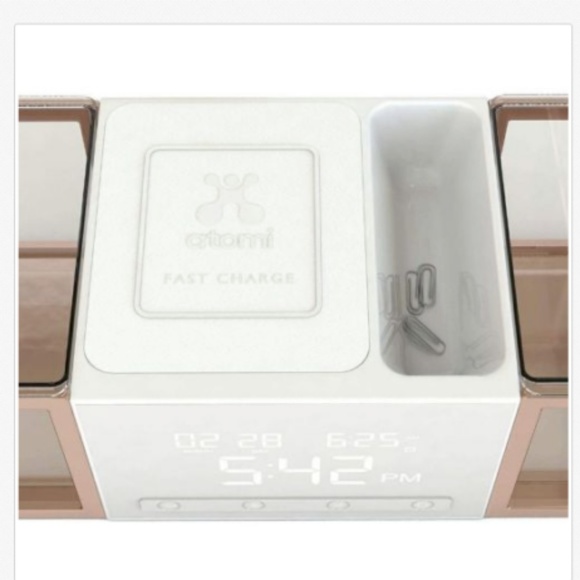 ATOMI - Exec Connect Desktop Organizer - Picture 2 of 5